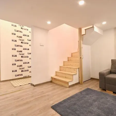 Apartament Cute Gallery Flat In Kiraly Street *